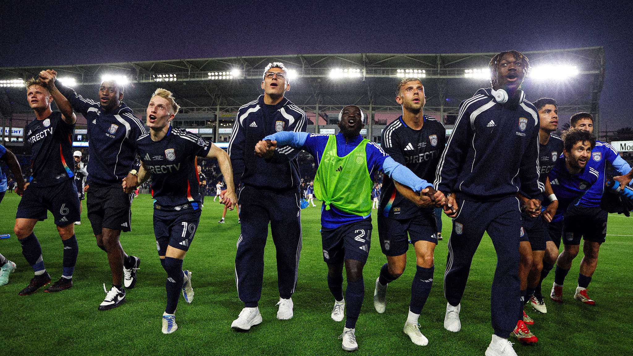 布置各种与 布置各种与