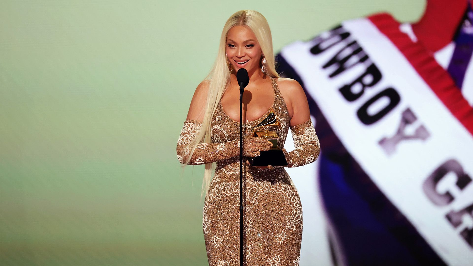 员的价值评 员的价值评